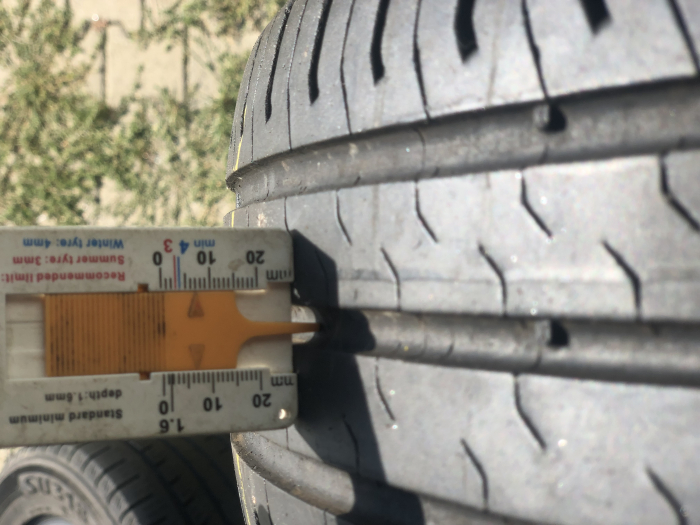 set 4 anvelope 185/65 R15 92T XL sh vara Continental 6.5mm cu garantie [10]