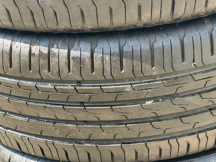 set 4 anvelope 195/55 R16 87H sh vara Continental 7mm cu garantie [4]