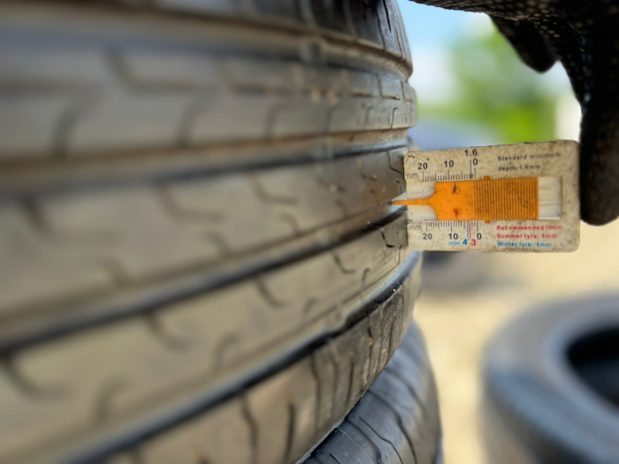set 4 anvelope 195/55 R16 87H sh vara Continental 7mm cu garantie [8]