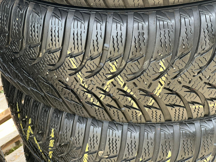 set 4 anvelope 205/60 R16 92H sh iarna Kumho 7mm cu garantie [4]