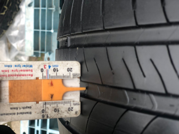 Anvelopa 205/60 R16 92V sh vara Michelin 5mm cu garantie [5]