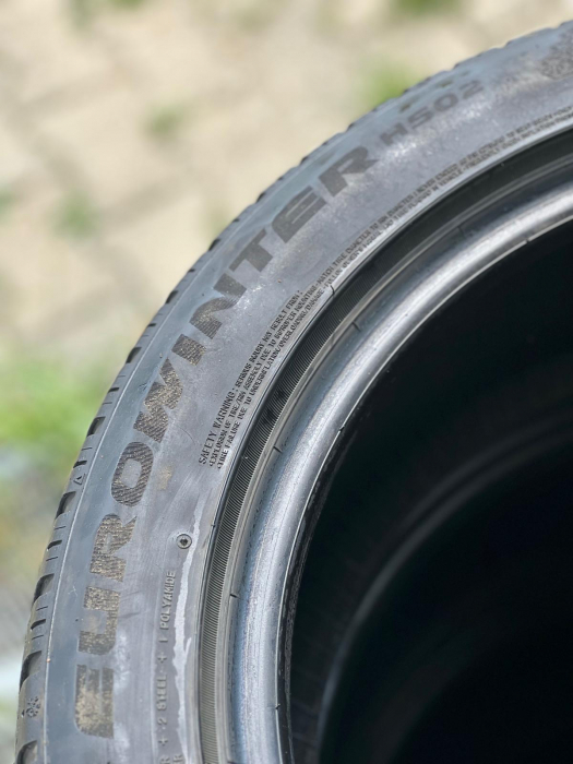 set 4 anvelope 215/50 R17 95V sh iarna Falken 6mm cu garantie [7]