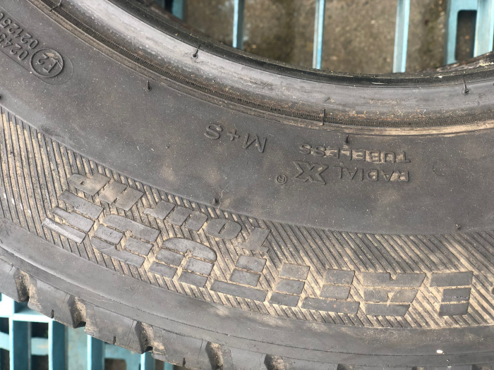 Anvelopa 215/65 R16 98H sh vara M+S Michelin 5mm cu garantie [5]