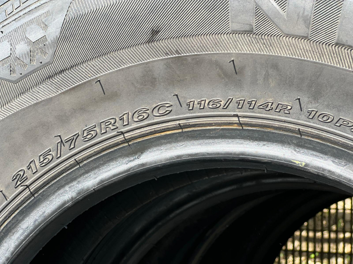 set 4 anvelope 215/75 R16C 116/114R sh iarna Nexen 7mm cu garantie [6]