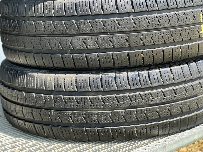 set 4 anvelope 215/75 R16C 116/114R sh iarna Nexen 7mm cu garantie [2]