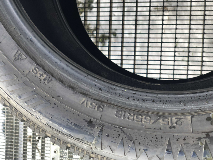 set 2 anvelope 215/55 R18 95V sh iarna Interstate 6mm cu garantie [5]