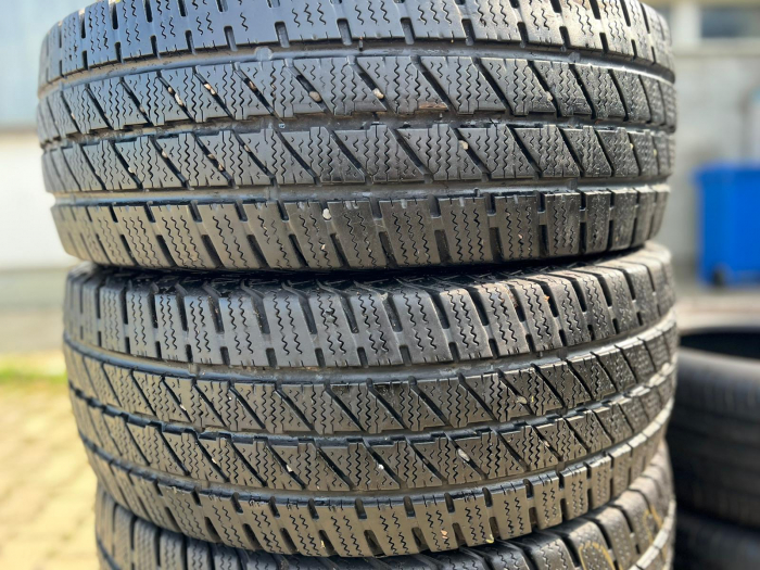 set 4 anvelope 225/65 R16C 113/111R sh iarna Viking 7mm cu garantie [3]