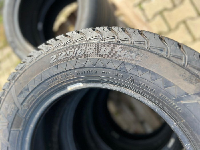 set 4 anvelope 225/65 R16C 113/111R sh iarna Viking 7mm cu garantie [6]