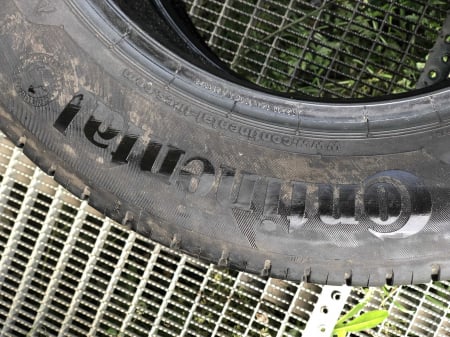 set 2 anvelope 185/65 R15 XL 92T sh vara Continental 7mm cu garantie [4]