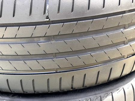 set 2 anvelope 225/40 R19 sh vara Bridgestone 5.5mm cu garantie [1]
