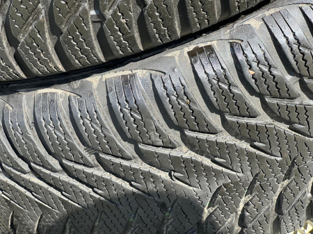 set 2 anvelope 205/55 R16 91H sh iarna Goodyear 7mm cu garantie [2]