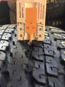 set 2 anvelope 255/70 R18  sh iarna Bridgestone 7mm cu garantie [4]