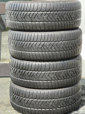 Anvelope Second-Hand - set 4 anvelope 255/45 R20 101W sh iarna Pirelli 6mm cu garantie