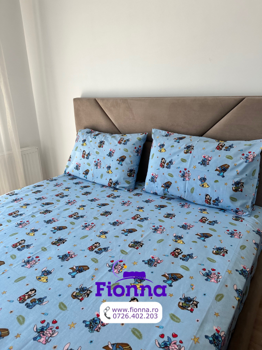Husa cu Elastic si Fete de Perna Din Bumbac 100% Ranforce 180x200cm - Stitch Si Lilo La Plaja [5]