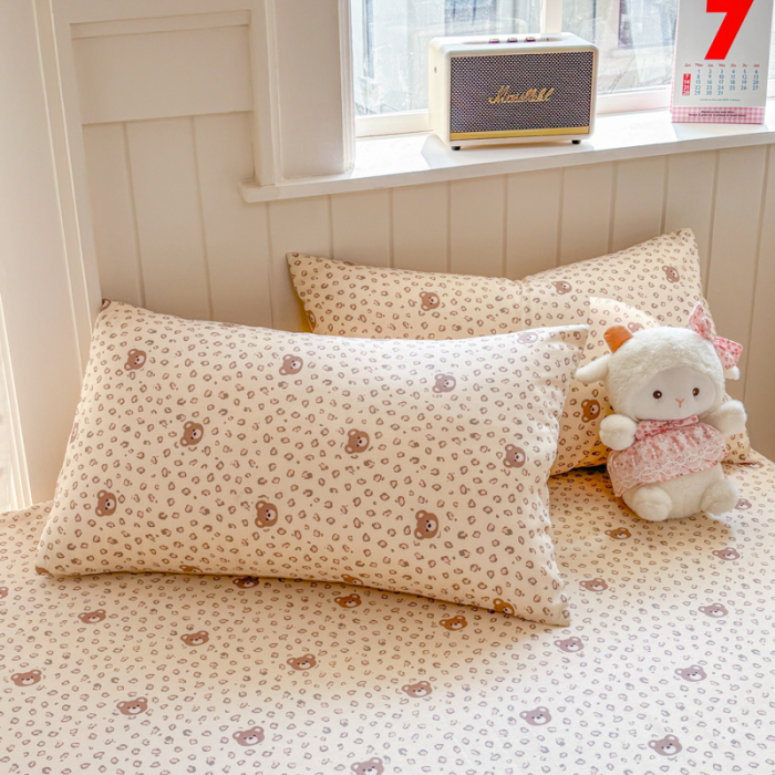 Husa Din Bumbac 100% Ranforce Cu Elastic Si Fete De Perna 160x200cm - Bej Cu Ursuleti [6]