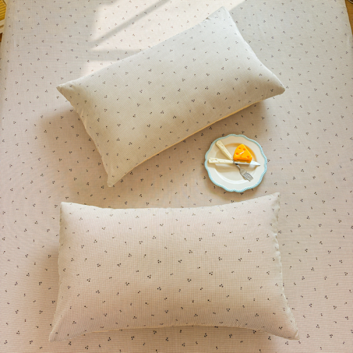 Husa Din Bumbac 100% Ranforce Cu Elastic Si Fete De Perna 160x200cm - Cirese Si Patratele [3]