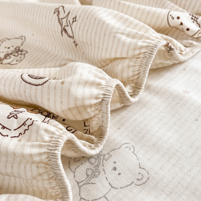 Husa Din Bumbac 100% Ranforce Cu Elastic Si Fete De Perna 160x200cm - Crem Cu Ursuleti [8]