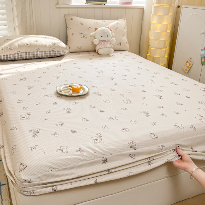 Husa Din Bumbac 100% Ranforce Cu Elastic Si Fete De Perna 160x200cm - Crem Cu Ursuleti [15]