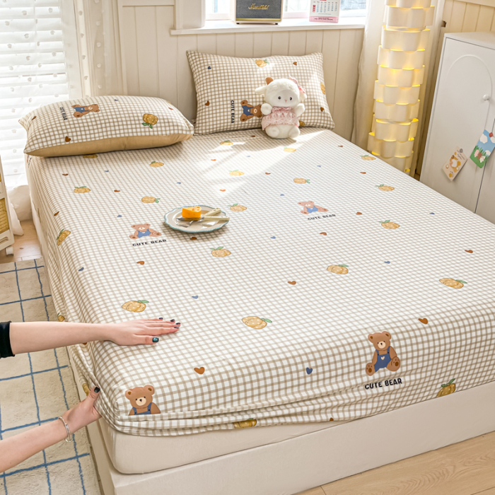 Husa Din Bumbac 100% Ranforce Cu Elastic Si Fete De Perna 160x200cm - Ursuleti Draguti Si Dovleci [13]