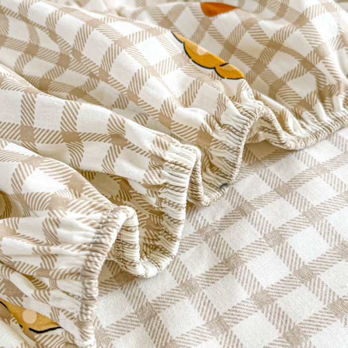 Husa Din Bumbac 100% Ranforce Cu Elastic Si Fete De Perna 160x200cm - Ursuleti Draguti Si Dovleci [11]