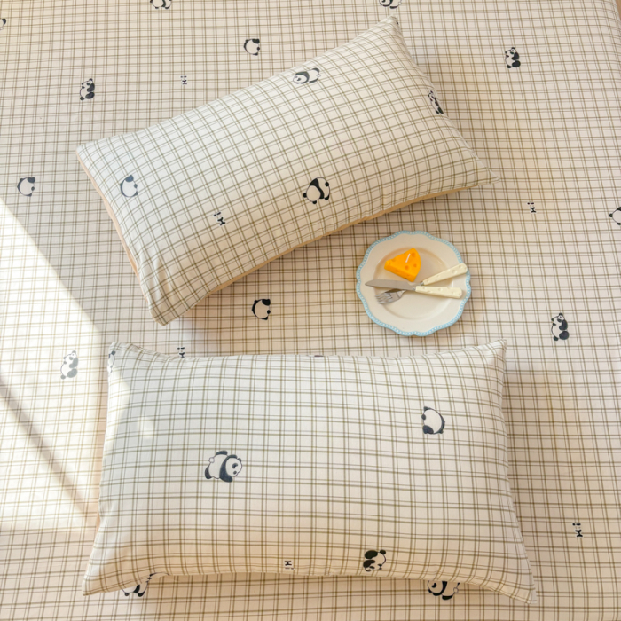 Husa Din Bumbac 100% Ranforce Cu Elastic Si Fete De Perna 160x200cm - Ursuleti Panda [2]