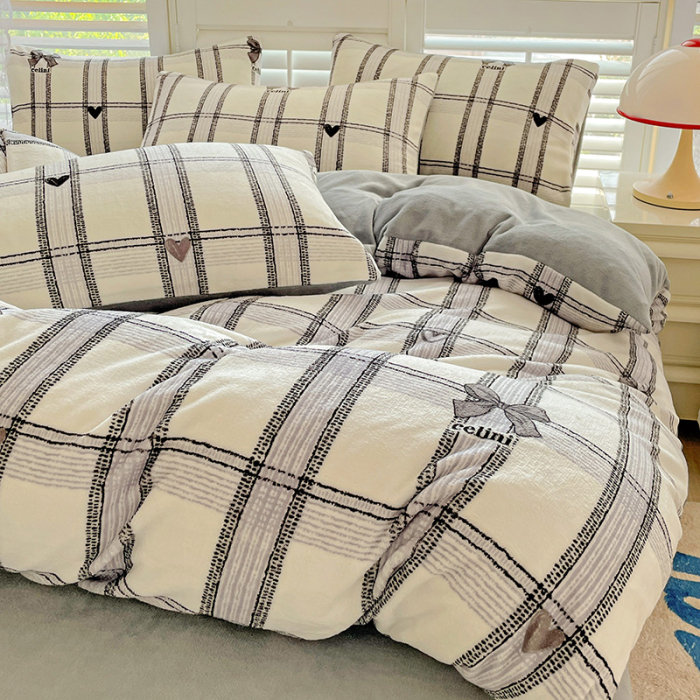 Lenjerie De Pat Cocolino 4 Piese Cu Cearceaf Pat Mare - Dungi Si Fundite [19]