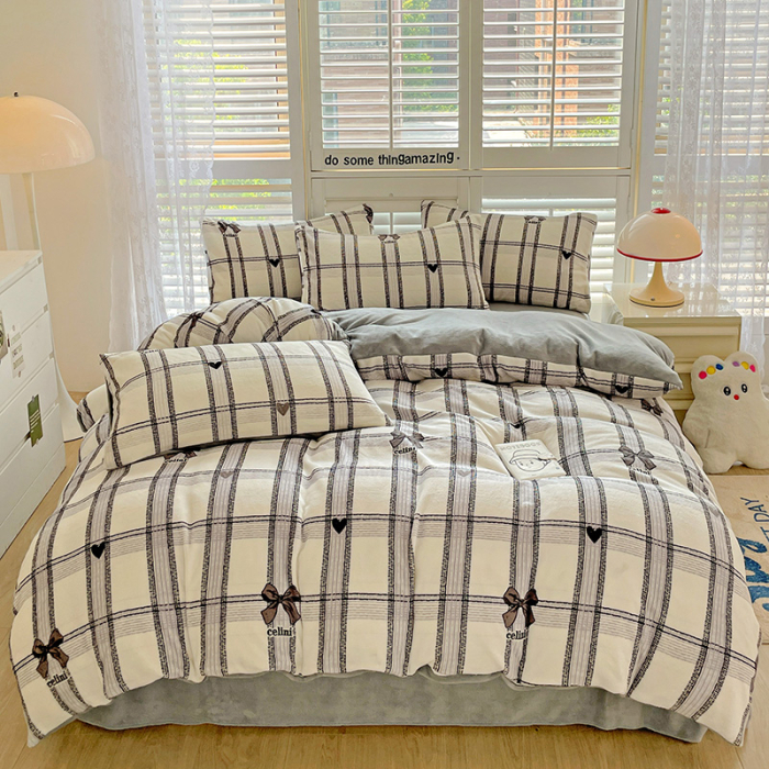 Lenjerie De Pat Cocolino 4 Piese Cu Cearceaf Pat Mare - Dungi Si Fundite [4]