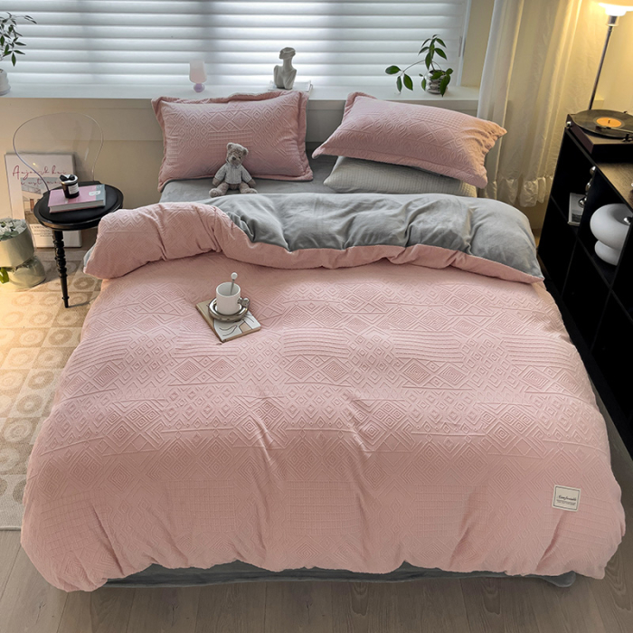 Lenjerie De Pat Cocolino 4 Piese Cu Cearceaf Pat Mare - Gri Si Roz In Relief [5]