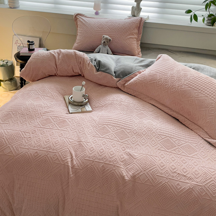 Lenjerie De Pat Cocolino 4 Piese Cu Cearceaf Pat Mare - Gri Si Roz In Relief [7]