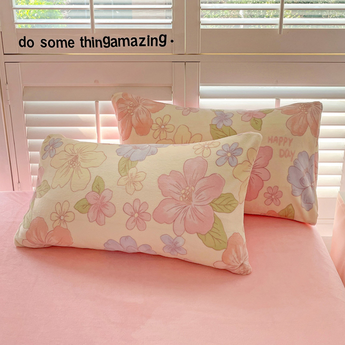 Lenjerie De Pat Cocolino 4 Piese Cu Cearceaf Pat Mare - Roz Cu Flori Pastel [2]