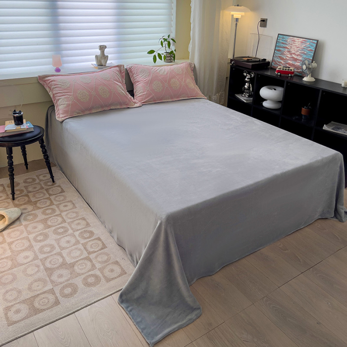 Lenjerie De Pat Cocolino 4 Piese Cu Cearceaf Pat Mare - Roz Cu Trandafiri Albi [3]