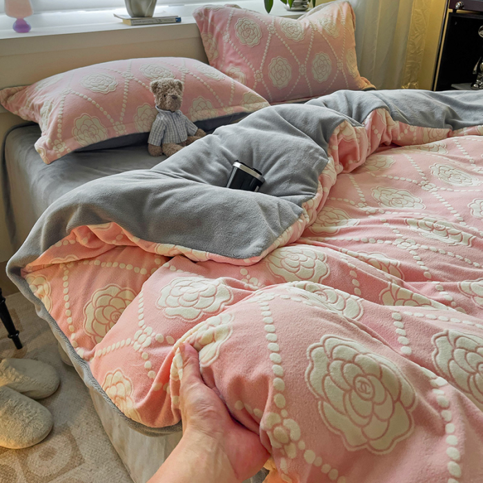 Lenjerie De Pat Cocolino 4 Piese Cu Cearceaf Pat Mare - Roz Cu Trandafiri Albi [6]