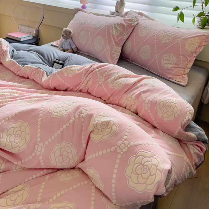 Lenjerie De Pat Cocolino 4 Piese Cu Cearceaf Pat Mare - Roz Cu Trandafiri Albi [11]