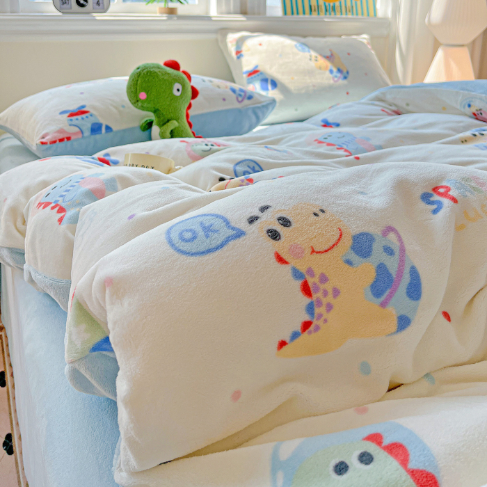 Lenjerie De Pat Cocolino 4 Piese Cu Elastic - Bleu Cu Dinozauri [1]