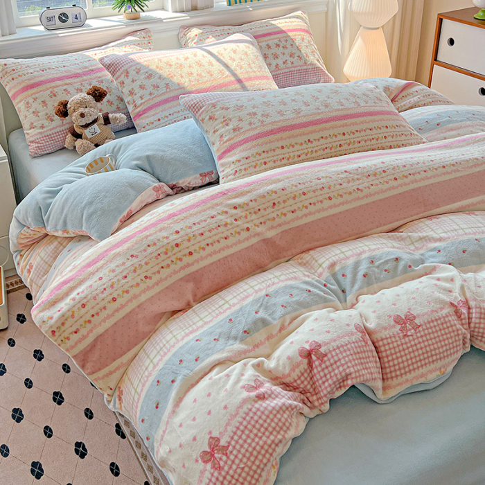 Lenjerie De Pat Cocolino 4 Piese Cu Elastic - Bleu Cu Dungi Si Fundite [7]