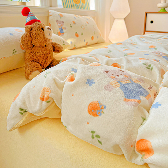 Lenjerie De Pat Cocolino 4 Piese Cu Elastic - Galben Cu Ursuleti, Portocale Si Floricele [15]