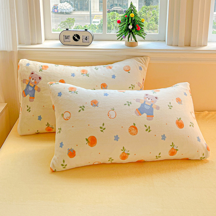 Lenjerie De Pat Cocolino 4 Piese Cu Elastic - Galben Cu Ursuleti, Portocale Si Floricele [5]