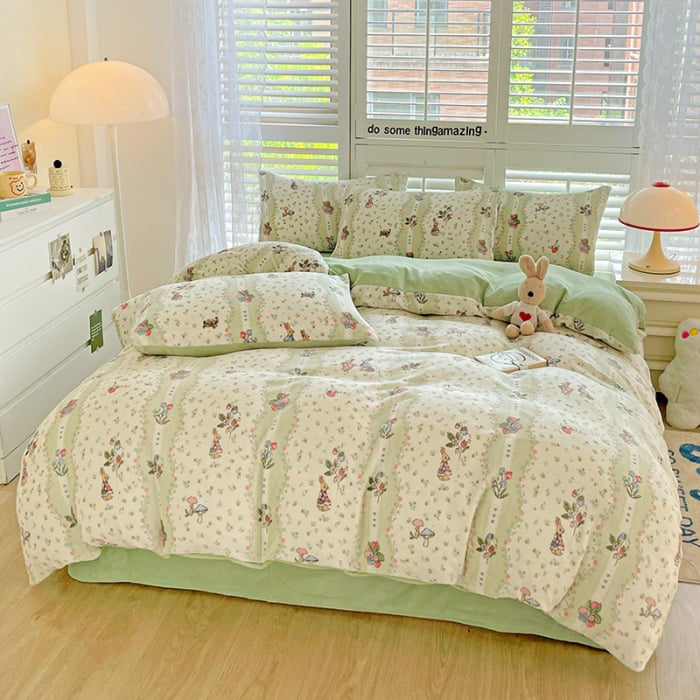 Lenjerie De Pat Cocolino 4 Piese Cu Elastic - Verde Cu Ciupercute Si Iepurasi [4]