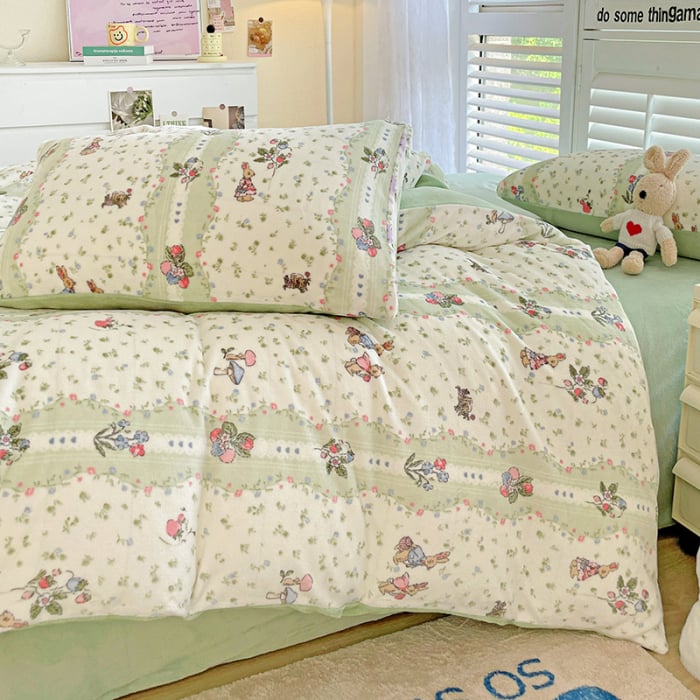 Lenjerie De Pat Cocolino 4 Piese Cu Elastic - Verde Cu Ciupercute Si Iepurasi [13]