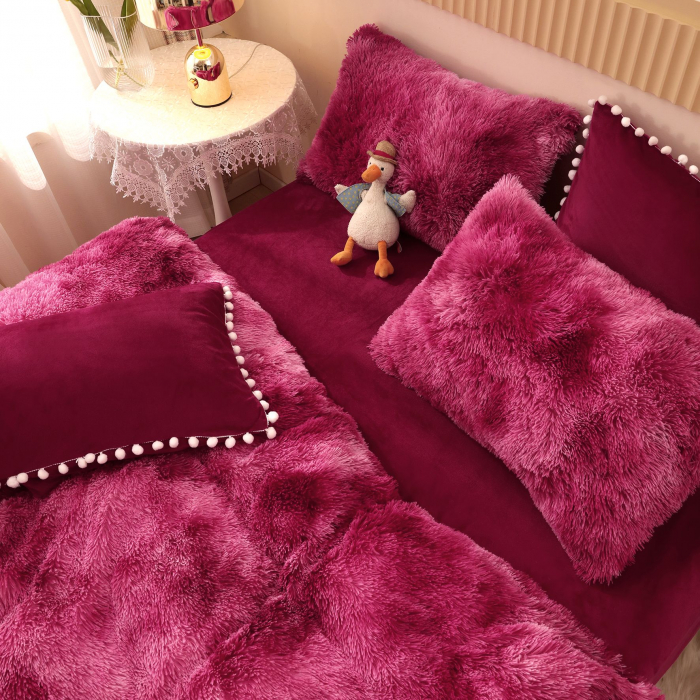 Lenjerie De Pat Pufoasa FLUFFY - Nuante De Mov Cu Ciucuri [2]