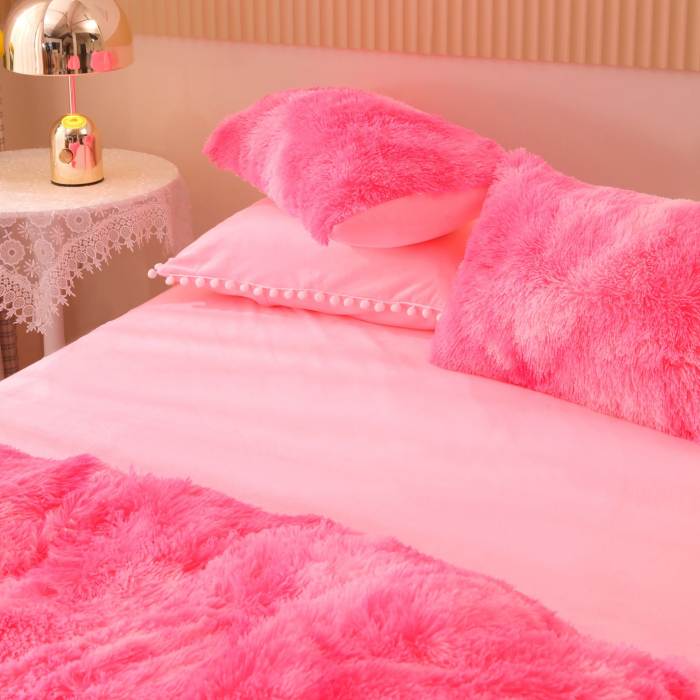 Lenjerie De Pat Pufoasa FLUFFY - Roz Neon Cu Ciucuri [5]