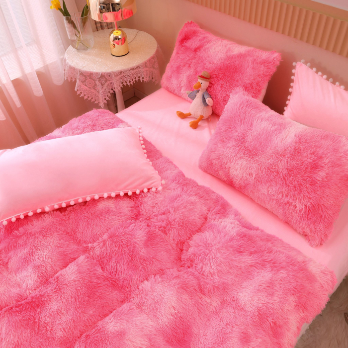 Lenjerie De Pat Pufoasa FLUFFY - Roz Neon Cu Ciucuri [3]