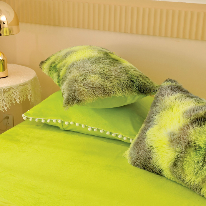 Lenjerie De Pat Pufoasa FLUFFY - Verde/Gri Cu Ciucuri [6]