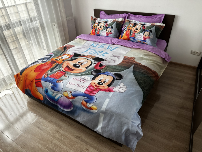 Lenjerie De Pat Finet Premium - New York/Mickey Si Prietenii [5]