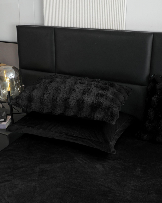 Lenjerie De Pat Pufoasa Blana Artificiala Rabbit - Iepure Luxury Edition - Negru [3]