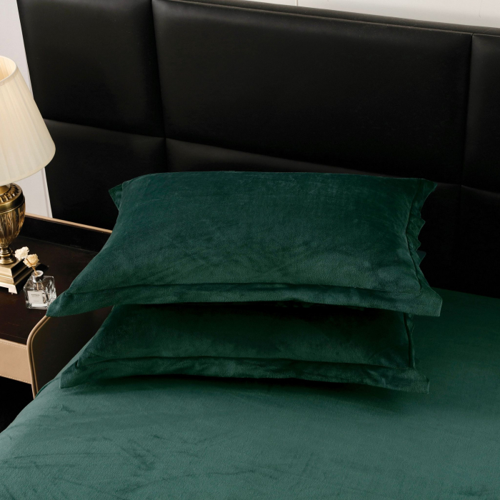 Lenjerie De Pat Pufoasa Blana Artificiala Rabbit - Iepure Luxury Edition - Verde Smarald [6]