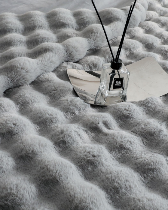 Lenjerie De Pat Pufoasa Blana Artificiala Rabbit - Iepure Luxury Edition - Gri [4]