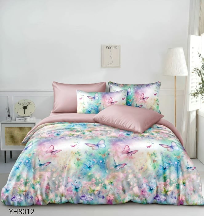 Lenjerii De Pat Din Satin Premium 4 Piese Cu Elastic - Roz Pudrat Cu Flori Si Fluturi [1]