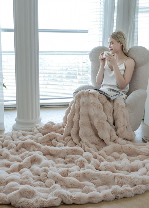 Patura Blanita Artificiala Rabbit Cu Fermoar - Bej Roze [2]