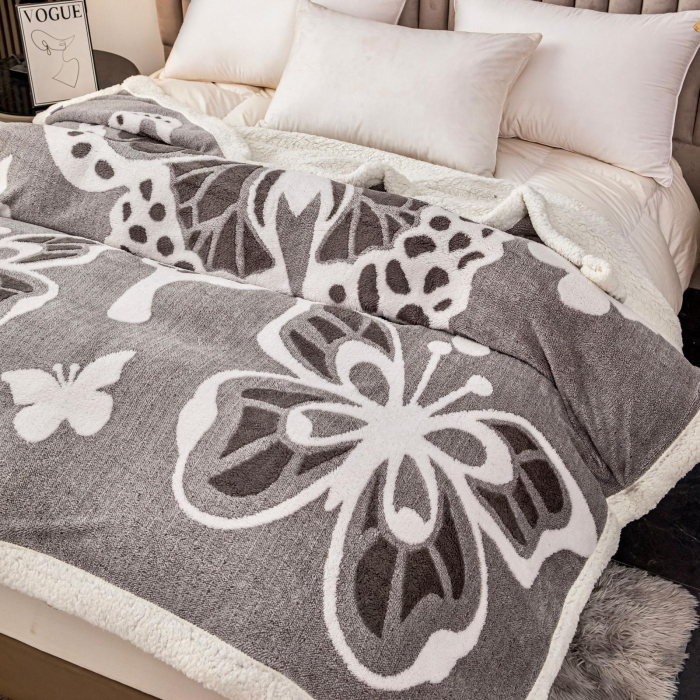 Patura Cocolino Blanita Alba Cu Imprimeu Fluturi 3D - Gri [4]